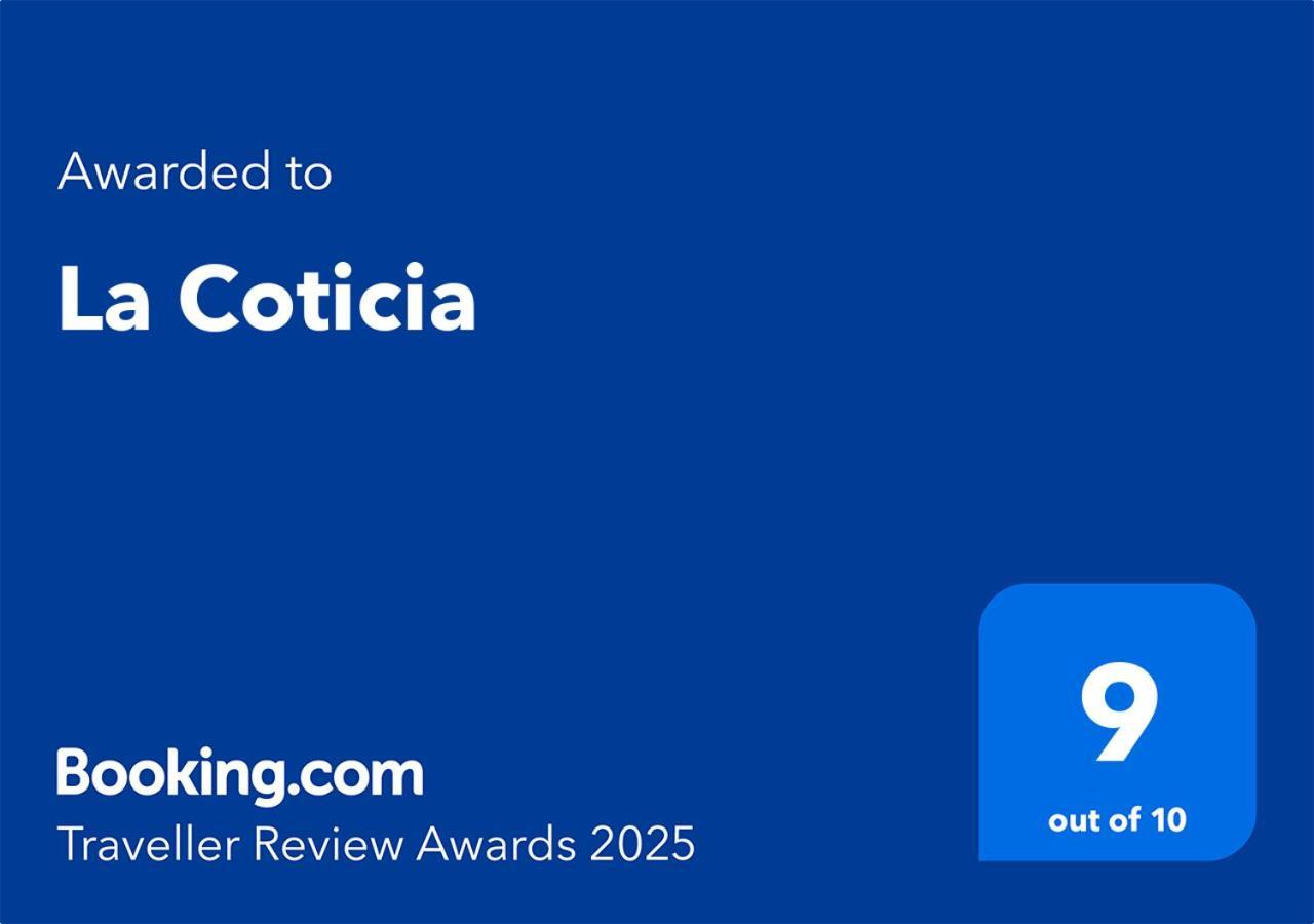 Coutiches La Coticia Bed & Breakfast エクステリア 写真